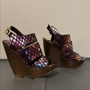Stylish Iridescent Wedge Sandals